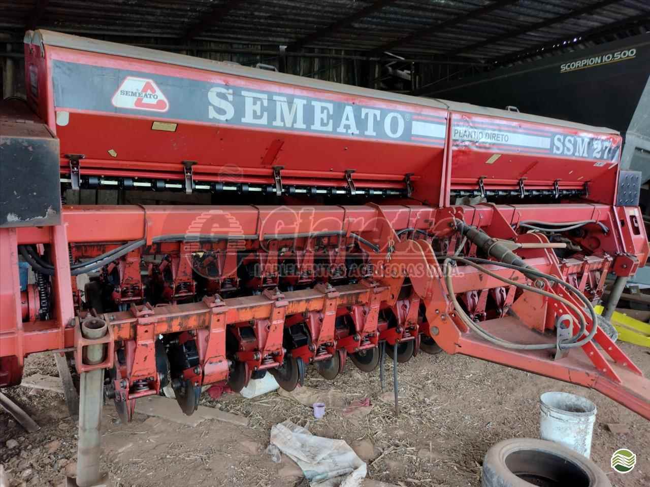 PLANTADEIRA SEMEATO SSM 27 Giaretta Implementos Agrícolas GETULIO VARGAS RIO GRANDE DO SUL RS